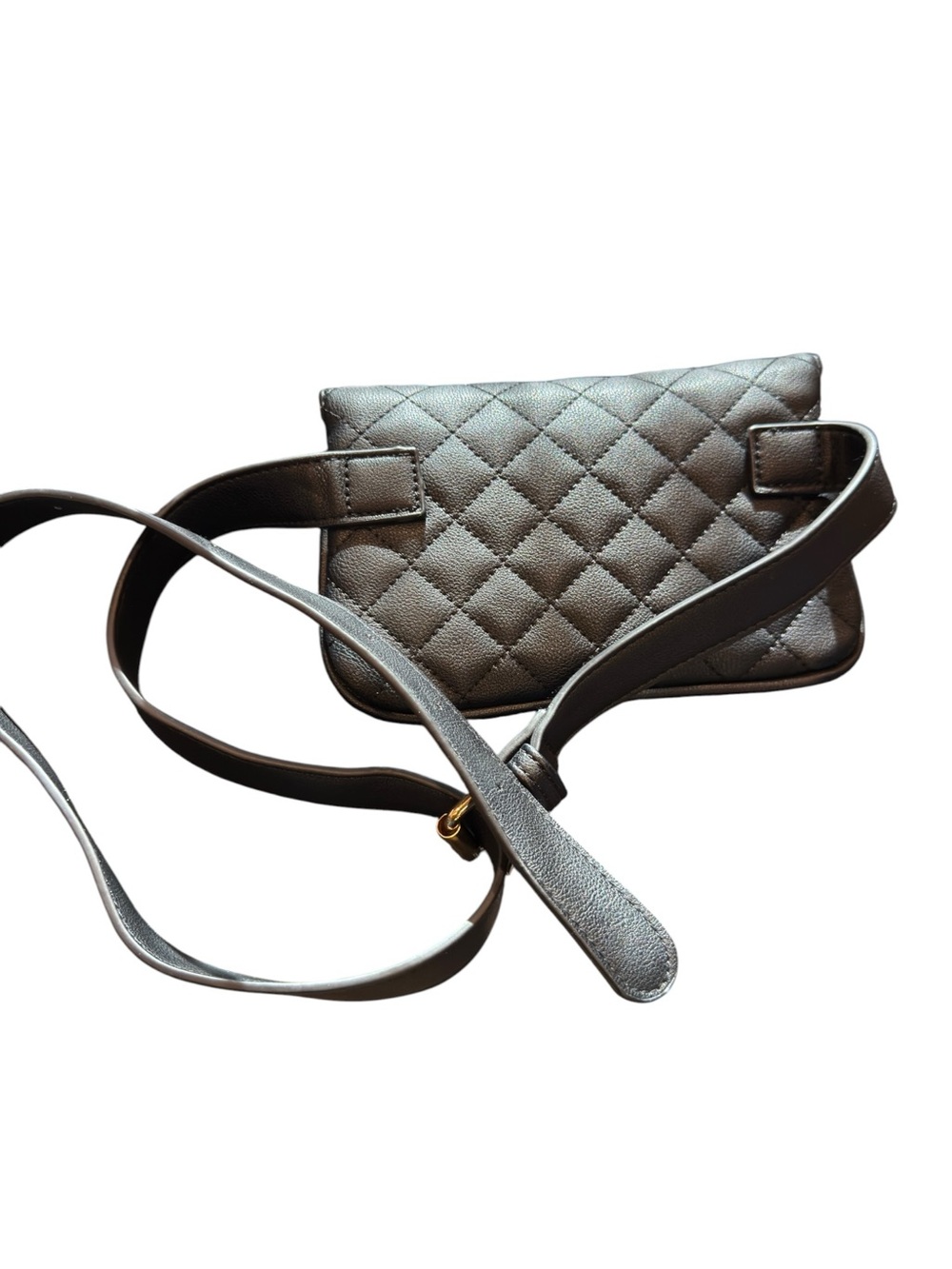 Black Quilted Belt Bag Minimalist Chic Hands-Free Waist Pack Versatile Crossbody - Picture 3 of 4